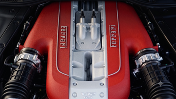 Jak na bezpečný detailing motorového prostoru v 5 krocích: Zbav se špíny bez rizika