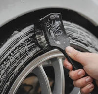 Kartáč na pneumatiky Rubber Scruber